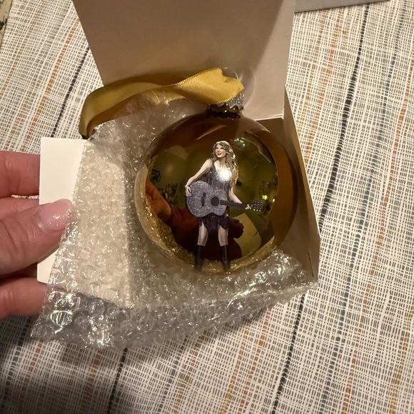 Taylor Swift Eras Ball Ornament #2 Fearless - Picture 1 of 3